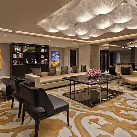 Sheraton Grand Bengaluru Whitefield Hotel & Convention Center Dış mekan fotoğraf