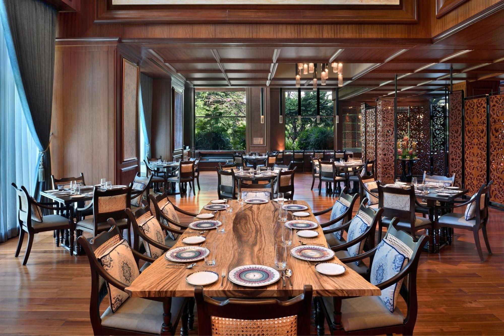 Sheraton Grand Bengaluru Whitefield Hotel & Convention Center Dış mekan fotoğraf