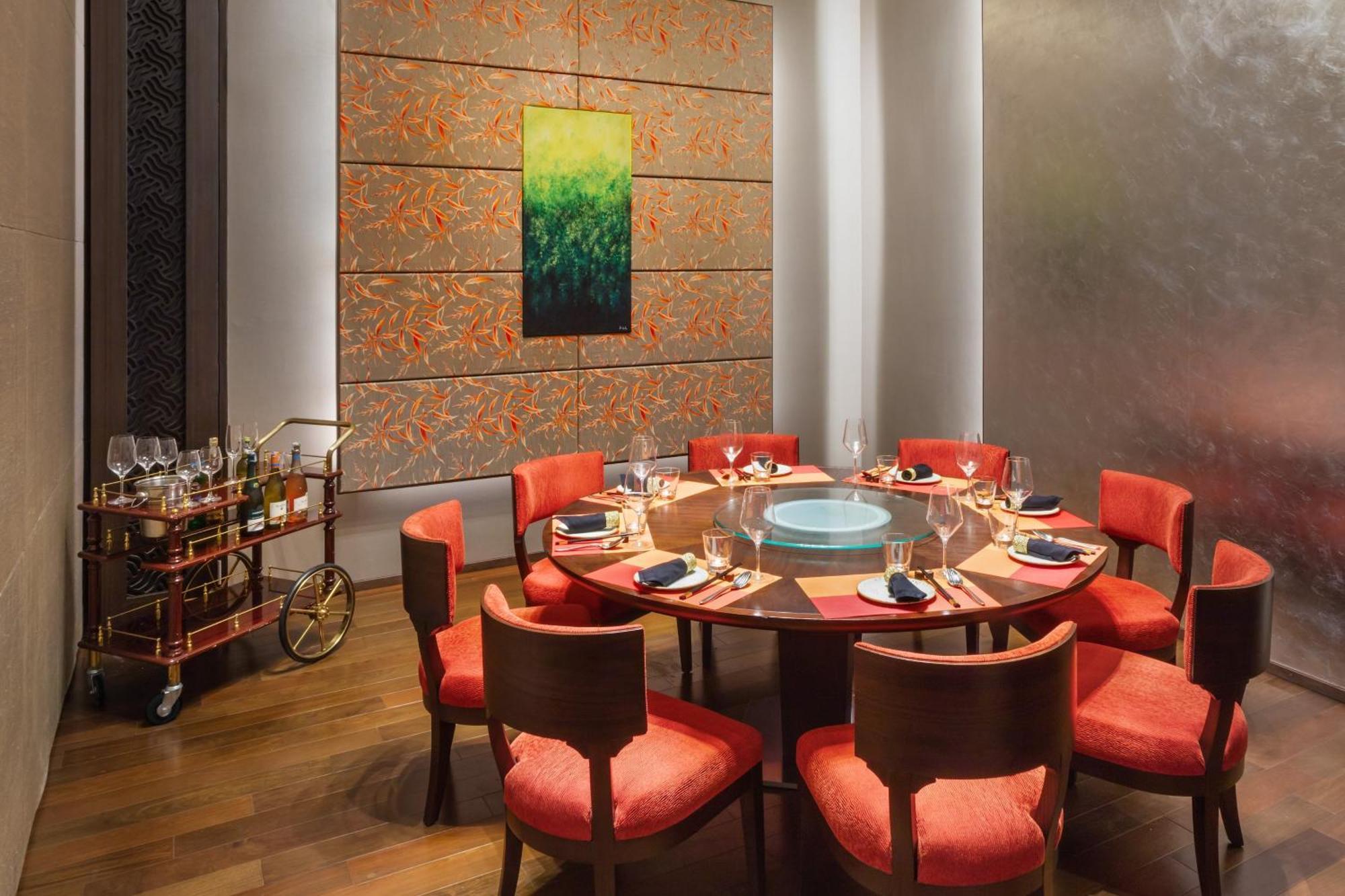 Sheraton Grand Bengaluru Whitefield Hotel & Convention Center Dış mekan fotoğraf