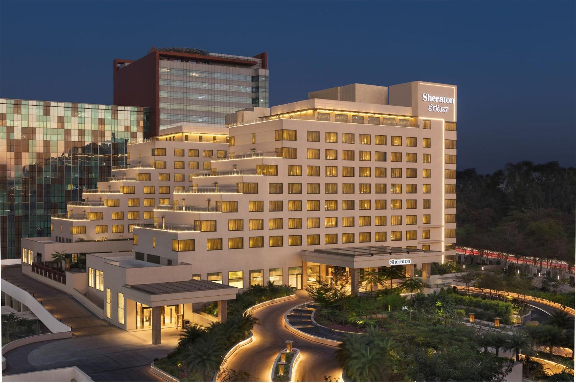 Sheraton Grand Bengaluru Whitefield Hotel & Convention Center Dış mekan fotoğraf